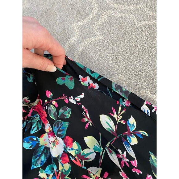 Express Women’s Cold Shoulder Floral Blouse Size Small - Picture 4 of 8